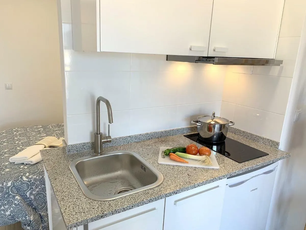 Apartamento 1ª Linea De Mar -Wifi- Aire Acondicionado Empuriabrava 0*,