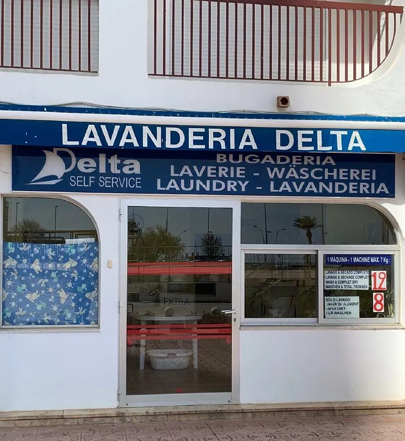 Apartamento 1ª Linea De Mar -Wifi- Aire Acondicionado Empuriabrava